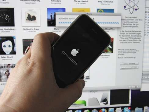 iPhone und iPod touch: Von iOS 4 auf ein älteres Betriebssystem zurücksetzen